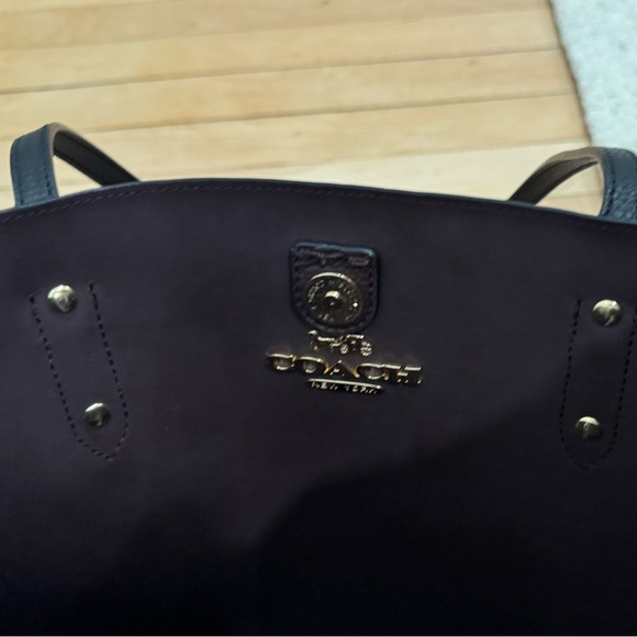 Coach City Tote in Black with Gold Accents - Picture 4 of 6